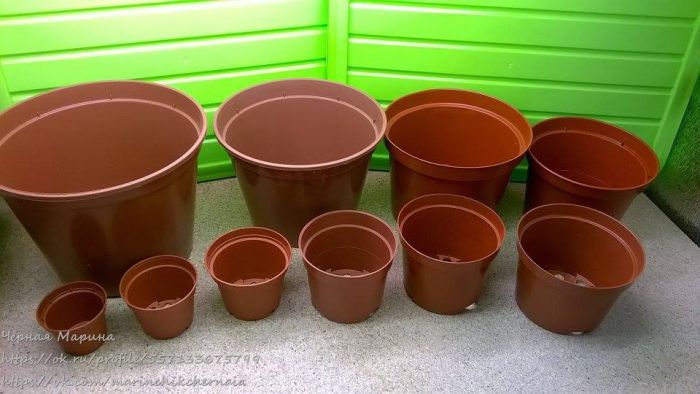 Горщик пластиковий Teku D6